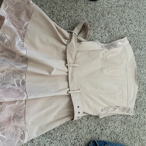 bebe pink sleeveless overcoat - Picture 3 of 3